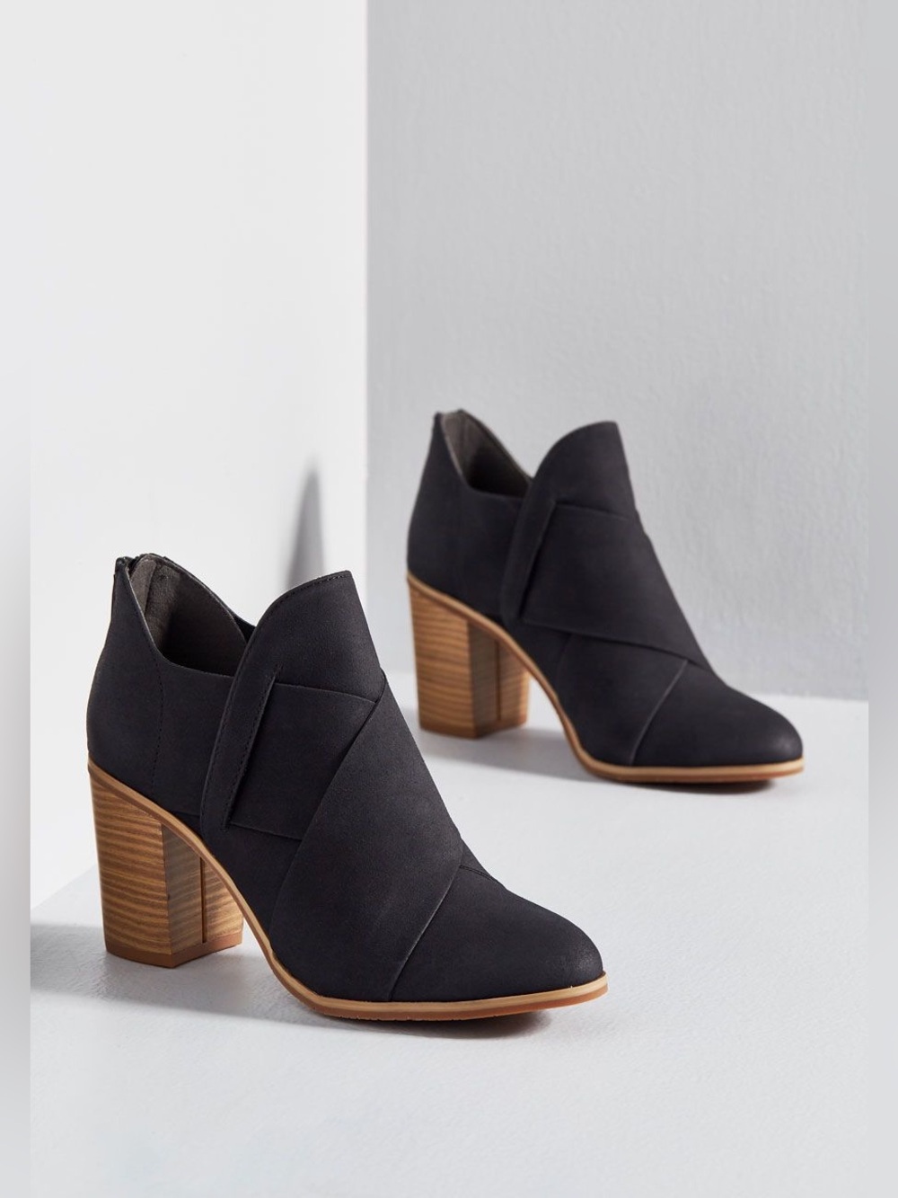 BC Footwear booties VEGAN Size 10